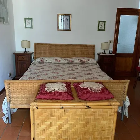 La Casa Dei Nonni Castagneto Carducci
